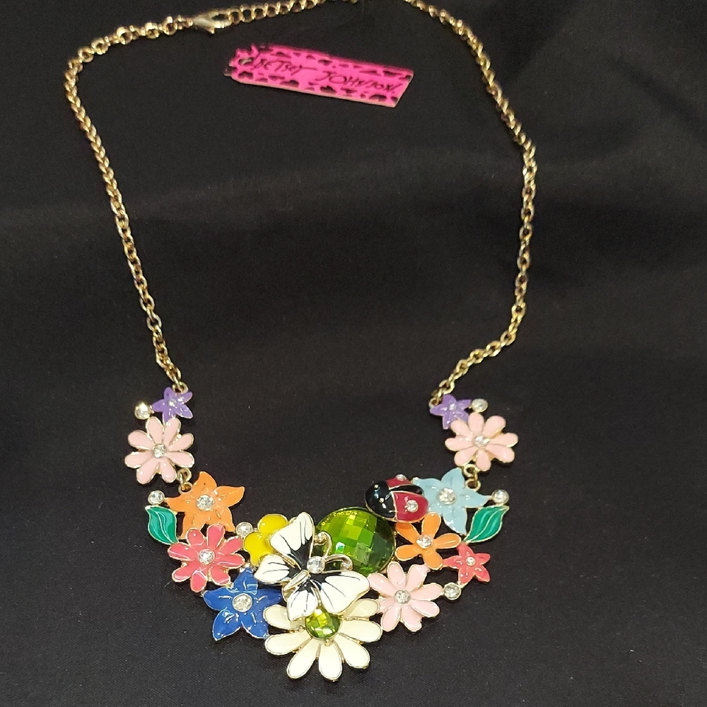 BETSEY JOHNSON Floral Statement Necklace